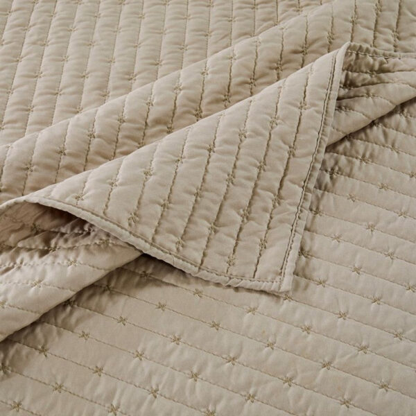 Xumi 2 Piece Twin Size Quilt Set, Beige Channel, Polyester and Cotton