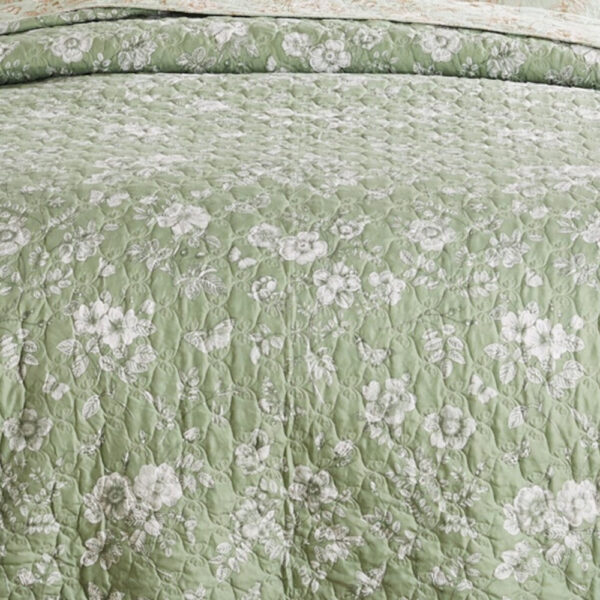 Vola 2 Piece Twin Quilt Set, Floral Pattern, Light Green Microfiber