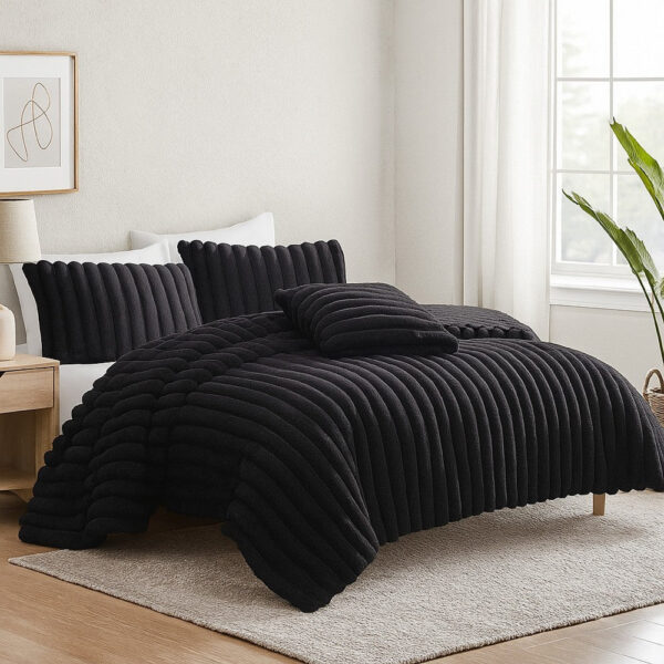 Sieno 4pc King Comforter Set, Shams, Black Faux Fur, Micro Mink Back