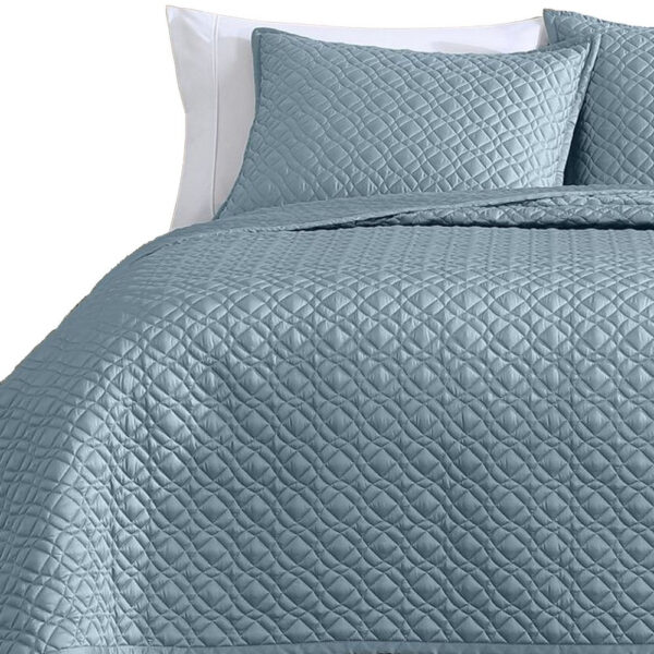 Keo 3pc King Coverlet Set, Reversible, Shams Sky Blue Silky Fabric
