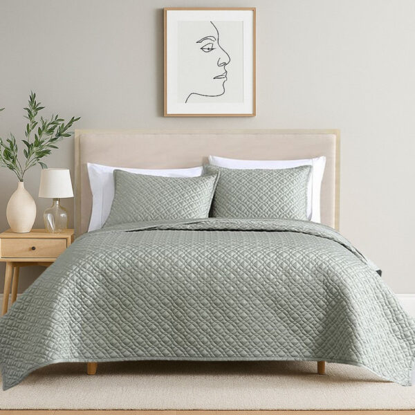 Keo 3pc Queen Coverlet Set, Reversible, Shams, Sage Gray Silky Fabric