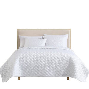 Keo 3pc Queen Coverlet Set, Reversible, Shams, White Silky Fabric