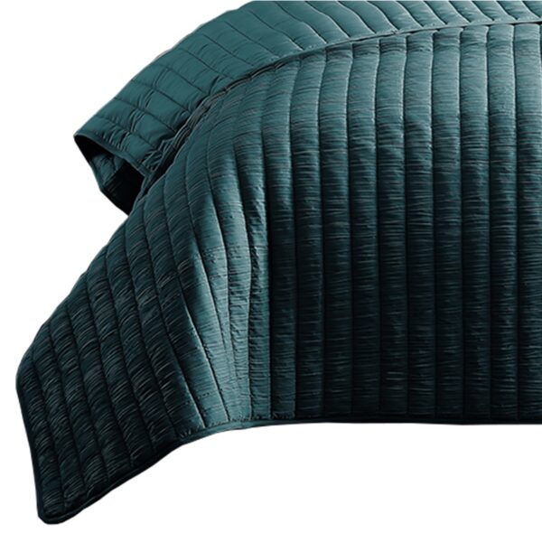 3 Piece Crinkle Queen Coverlet Set with Vertical Stitching, Turquoise Blue