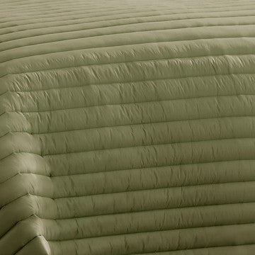 Cabe 3 Piece Queen Comforter Set, Polyester Puffer Channel Quilted, Green