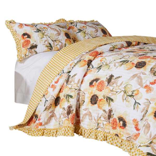 Kelsa 3 Piece Queen Quilt Set with 2 Pillow Shams and Cotton Fill, Gold