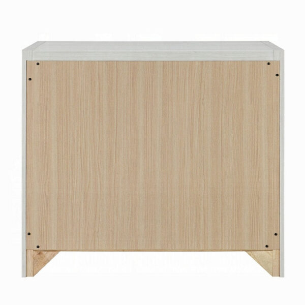 13022026698f08917e231.jpeg Geya Nightstand with 3 Drawers, Chrome Metal Handles, Light Gray